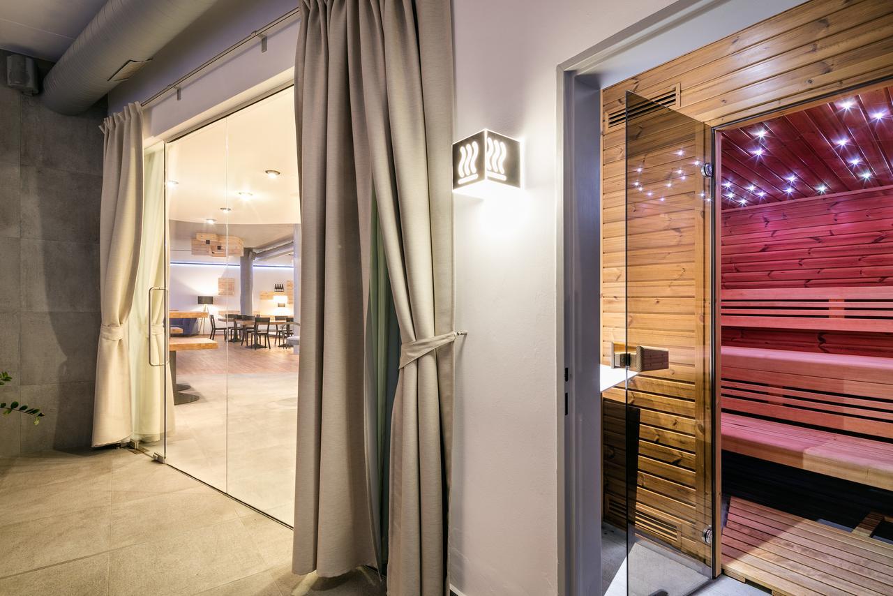 Hotel Ostrov Tisá Eksteriør bilde